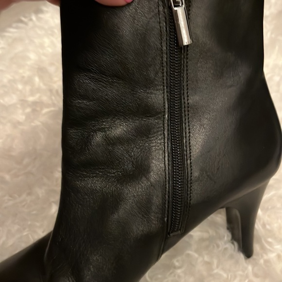 Black Leather Womans size 8 BANDOLINO - Picture 4 of 6
